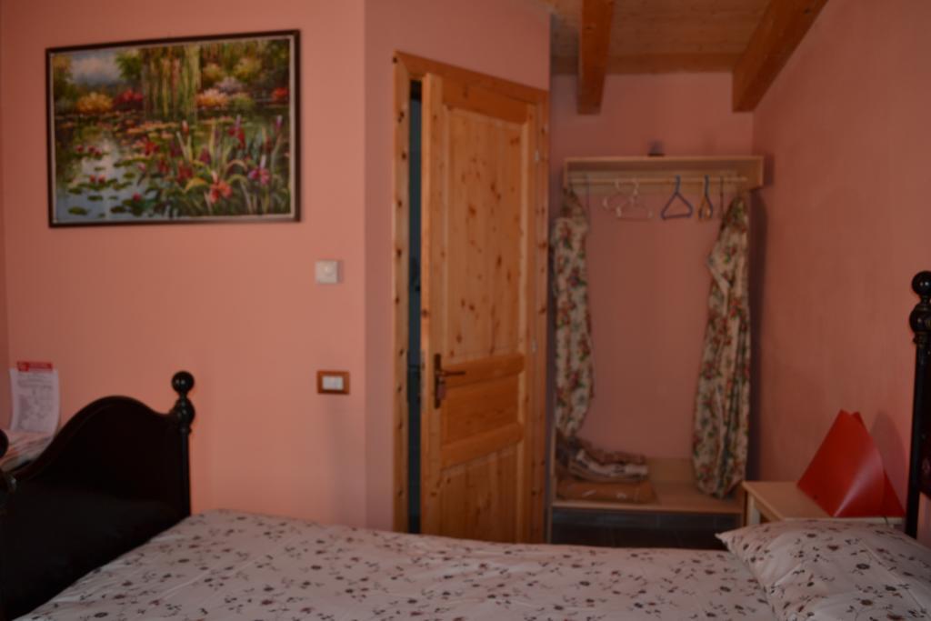 Cascina Trapella Villa Terruggia Bilik gambar